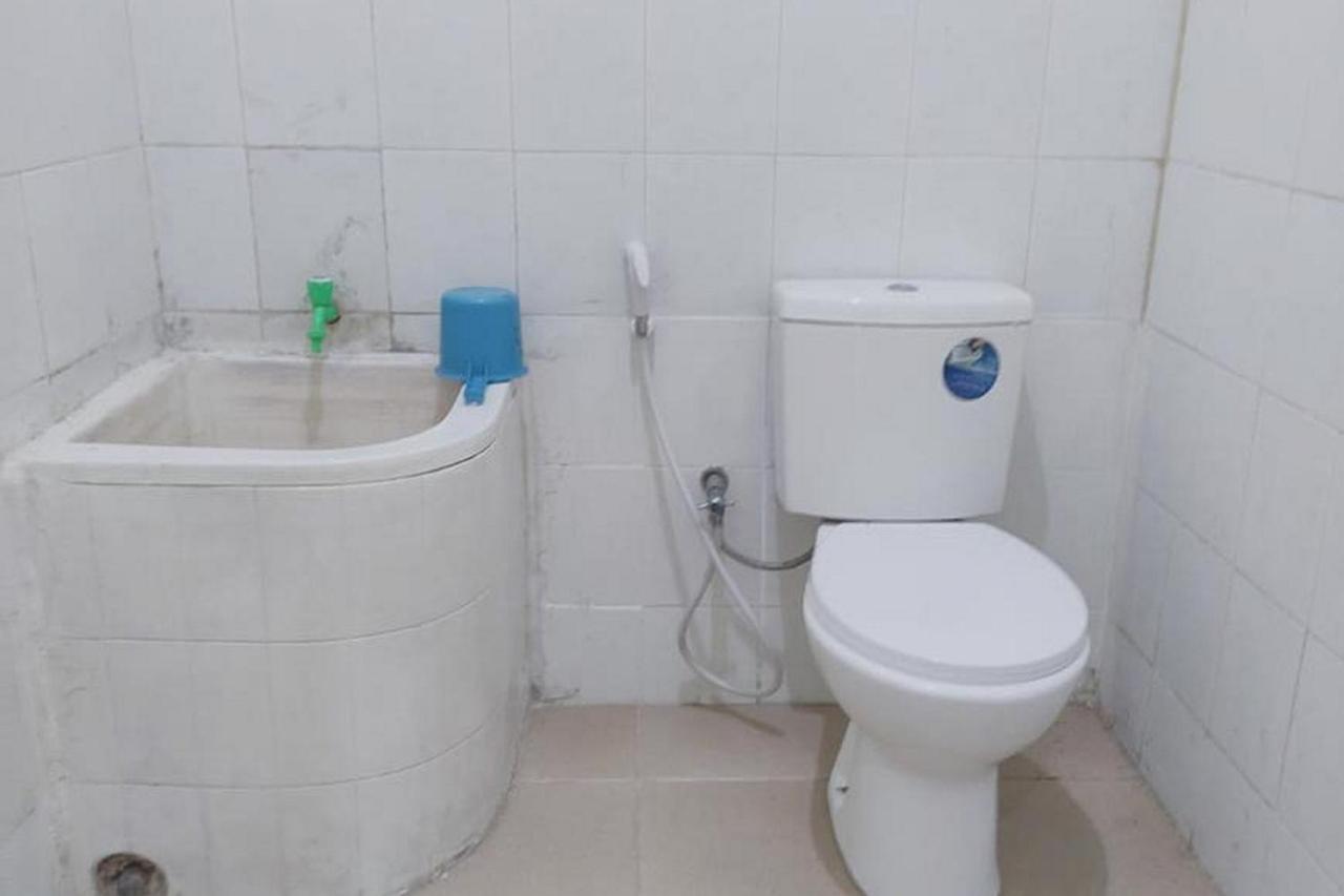 Losmen Yosi Carita Hotel Kültér fotó